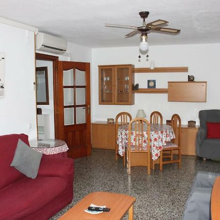 Apartamento Plaza Reina Apartment Malaga Ngoại thất bức ảnh
