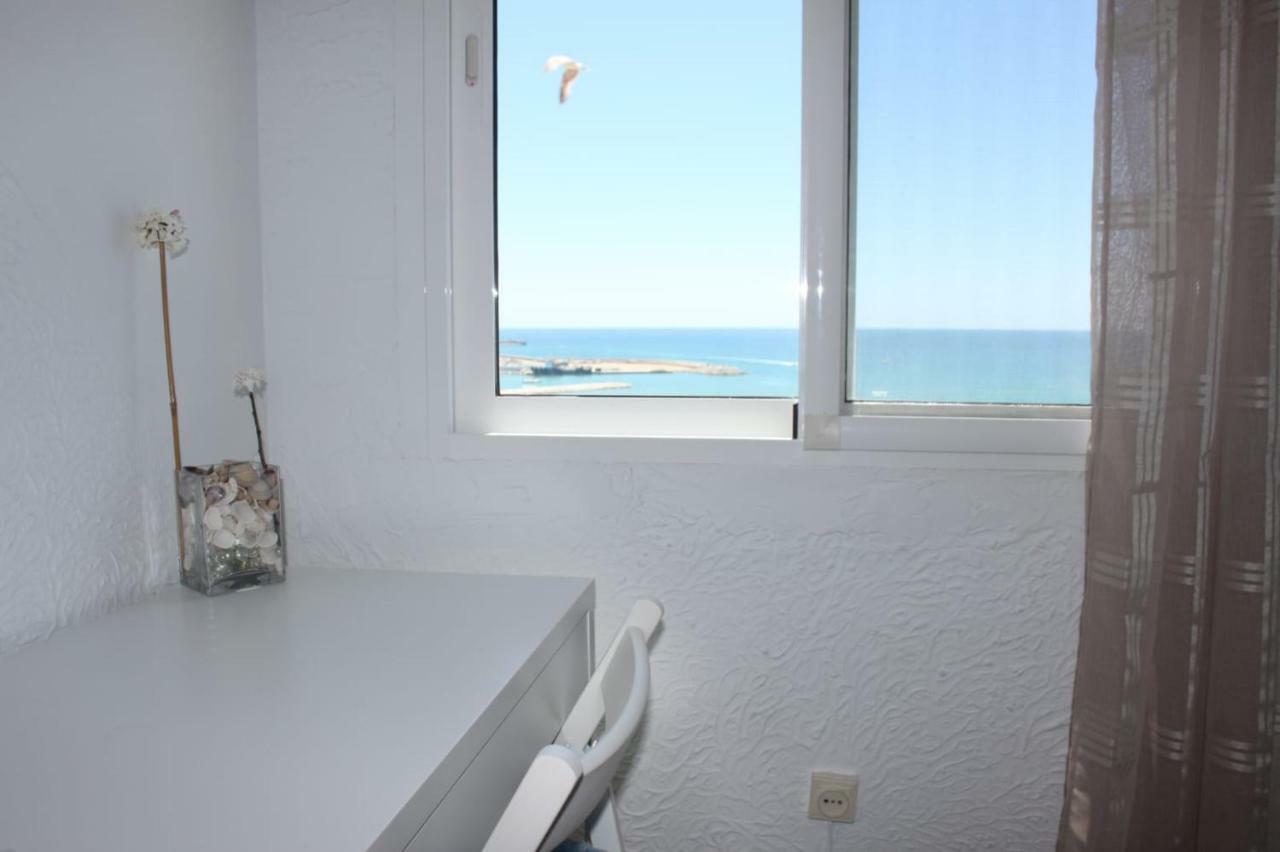 Apartamento Plaza Reina Apartment Malaga Ngoại thất bức ảnh